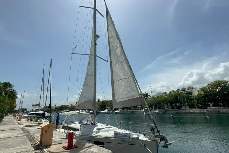 Slide: The Image of Beneteau Oceanis 48 2014 - 8056809