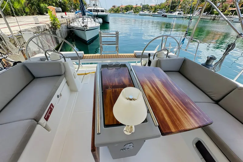 Slide: The Image of Beneteau Oceanis 48 2014 - 8057207