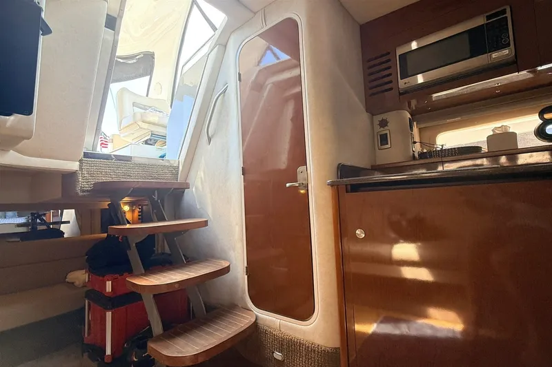 Slide: The Image of Sea Ray Sundancer 370 2013 - 7540526