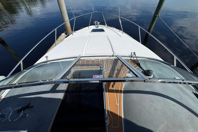 Slide: The Image of Regal 2860 Window Express 2010 - 7850846