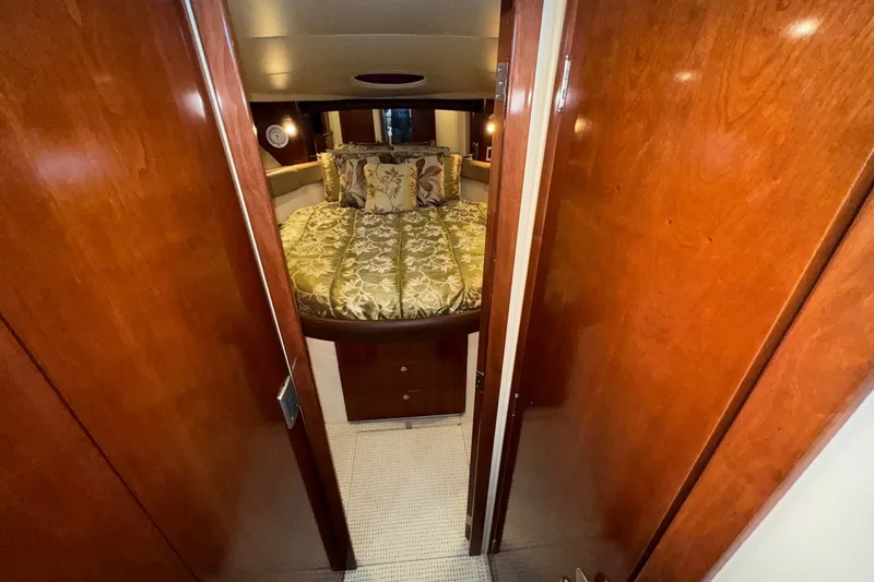 Slide: The Image of Meridian 411 Sedan 2008 - 7540826