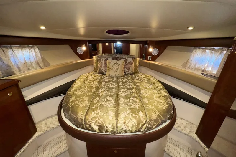Slide: The Image of Meridian 411 Sedan 2008 - 7540847
