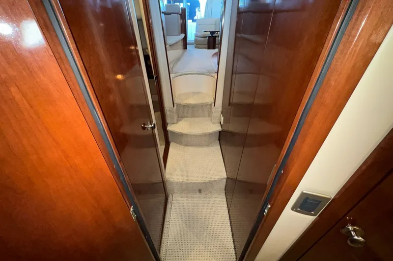 Slide: The Image of Meridian 411 Sedan 2008 - 7540885