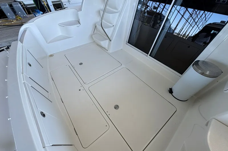 Slide: The Image of Meridian 411 Sedan 2008 - 7540597