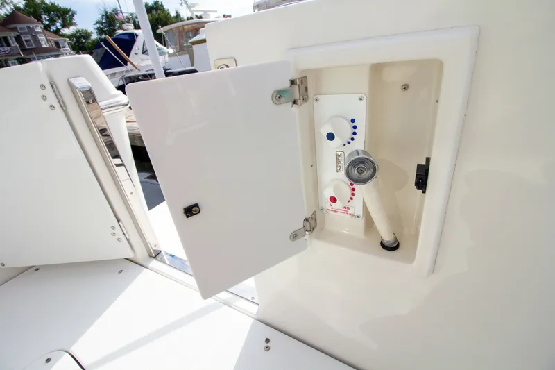 Slide: The Image of Carver Yachts 33 Super Sport 2006 - 7540677