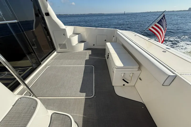 Slide: The Image of Sea Ray 500 Sedan Bridge 2005 - 7744926