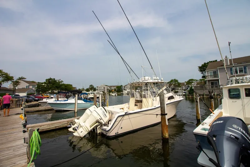 Slide: The Image of Grady-White Marlin 300 2004 - 7540671