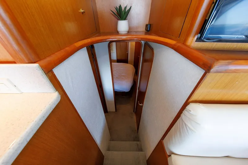 Slide: The Image of Ocean 43 Super Sport 2004 - 8315320