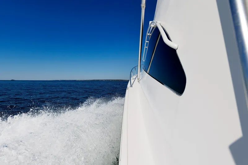 Slide: The Image of Ocean 43 Super Sport 2004 - 8315263