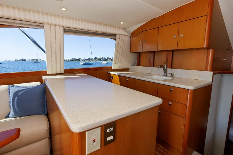 Slide: The Image of Ocean 43 Super Sport 2004 - 8315308