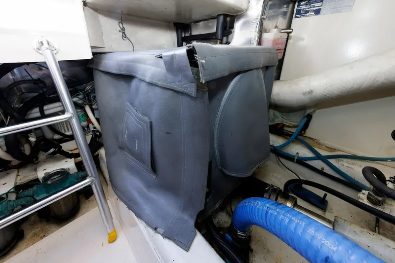 Slide: The Image of Ocean 43 Super Sport 2004 - 8315382