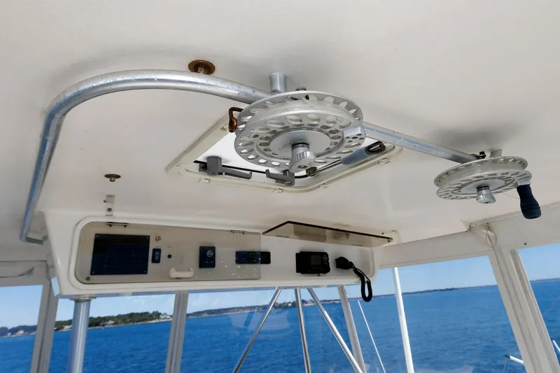 Slide: The Image of Ocean 43 Super Sport 2004 - 8315305