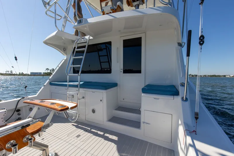 Slide: The Image of Hatteras 60 Convertible 1998 - 7541074