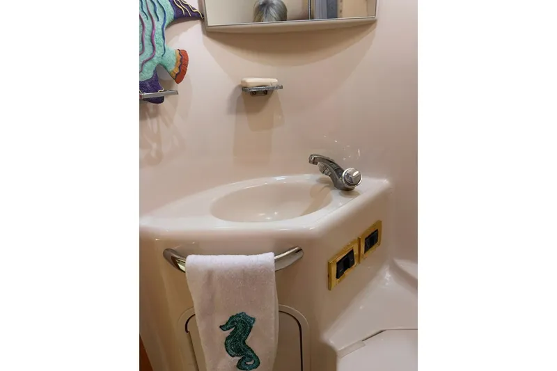 Slide: The Image of Sea Ray 450 Sundancer 1997 - 7541103