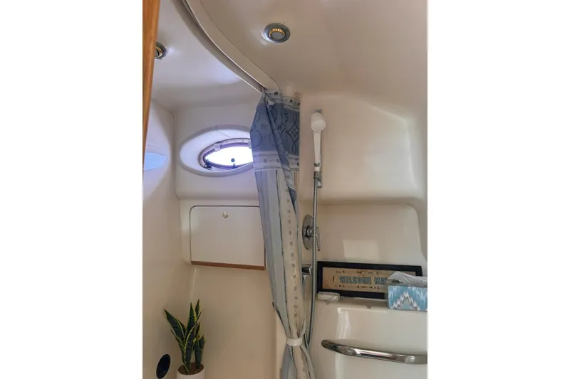 Slide: The Image of Sea Ray 450 Sundancer 1997 - 7541100