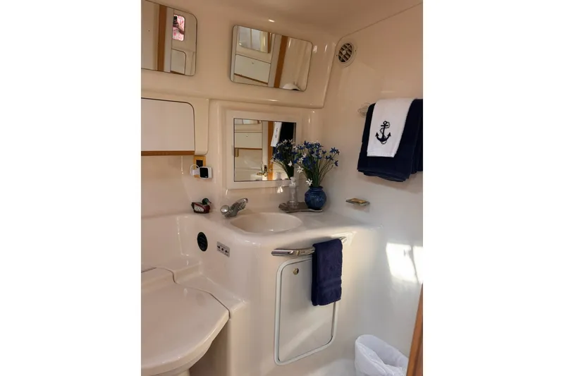 Slide: The Image of Sea Ray 450 Sundancer 1997 - 7541091