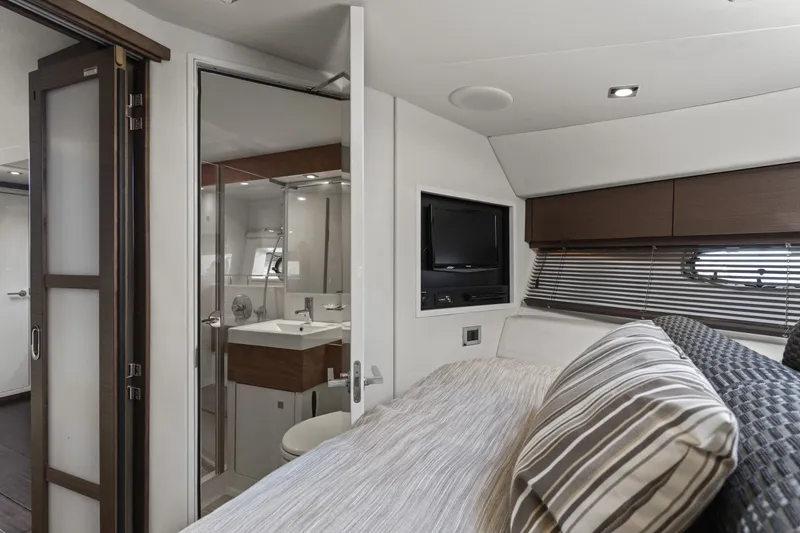 Slide: The Image of Sea Ray 410 Sundancer 2013 - 7580853