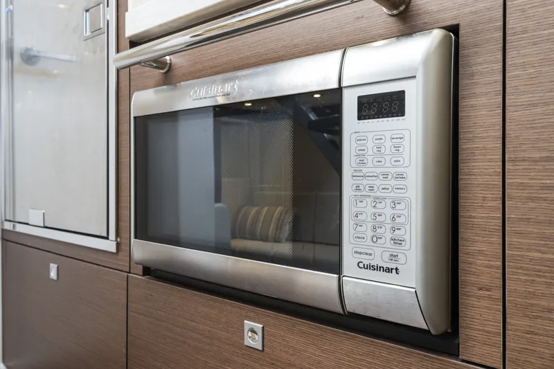 Slide: The Image of Sea Ray 410 Sundancer 2013 - 7580865