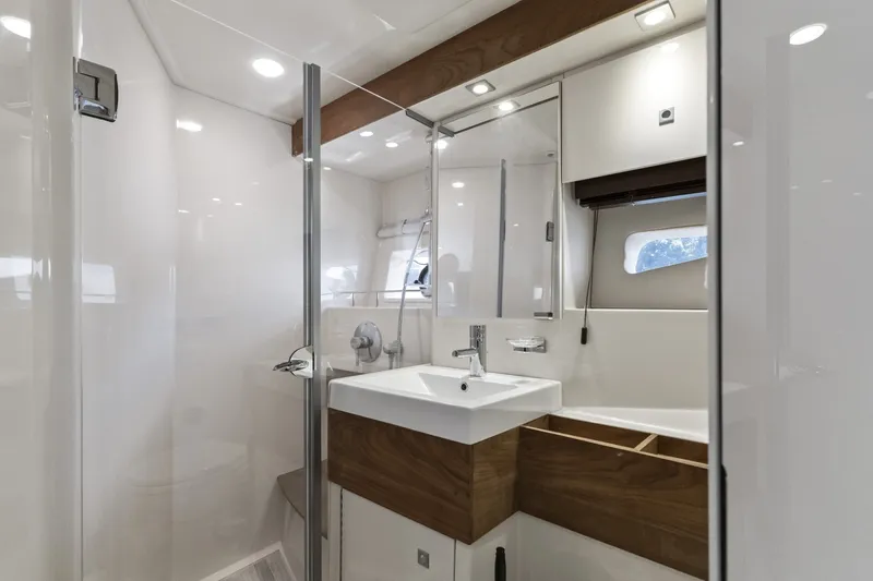 Slide: The Image of Sea Ray 410 Sundancer 2013 - 7580855