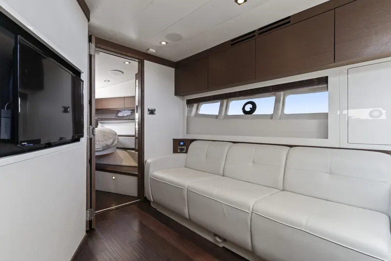 Slide: The Image of Sea Ray 410 Sundancer 2013 - 7580859