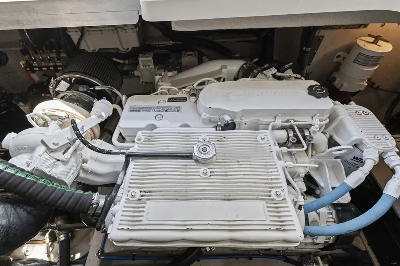 Slide: The Image of Sea Ray 410 Sundancer 2013 - 7580901