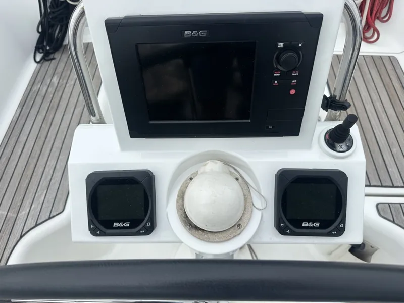 Slide: The Image of Beneteau 31 Platinum 2015 - 7581589