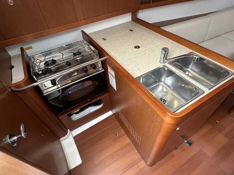 Slide: The Image of Beneteau 31 Platinum 2015 - 7581592