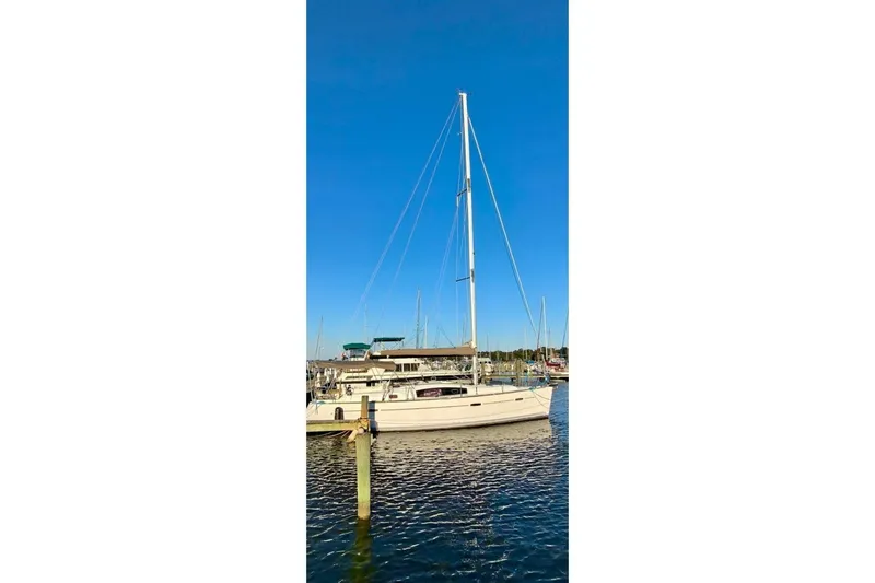 Slide: The Image of Beneteau 40 2011 - 7582267