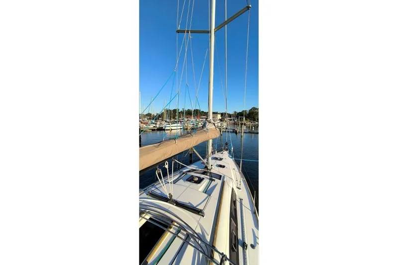 Slide: The Image of Beneteau 40 2011 - 7582266