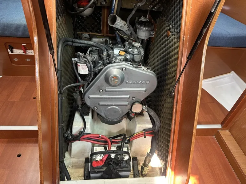 Slide: The Image of Beneteau 40 2011 - 7582314