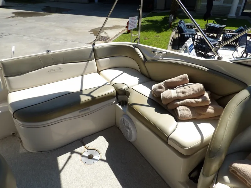 Slide: The Image of Sea Ray 240 Sundeck 2005 - 7581749
