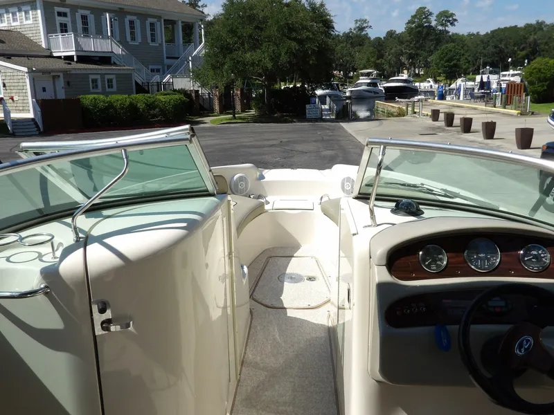 Slide: The Image of Sea Ray 240 Sundeck 2005 - 7581739