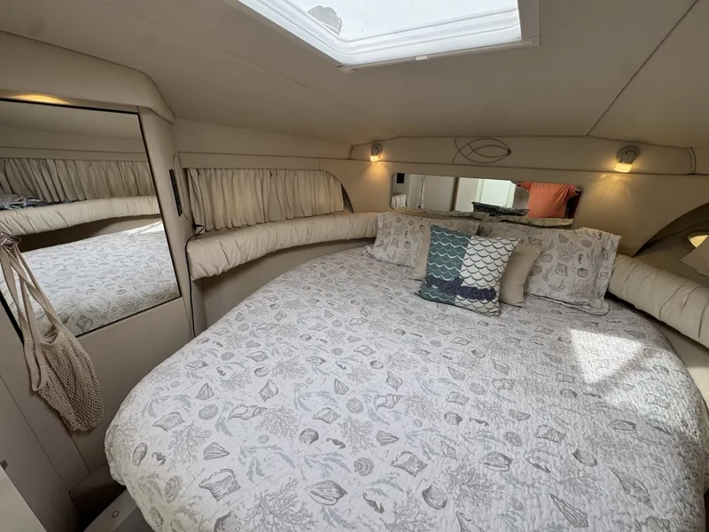 Slide: The Image of Sea Ray 370 Aft Cabin 1998 - 7586962