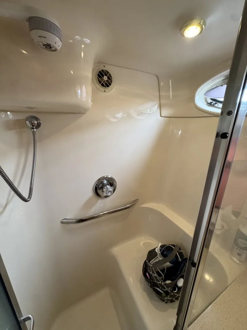 Slide: The Image of Sea Ray 370 Aft Cabin 1998 - 7586985