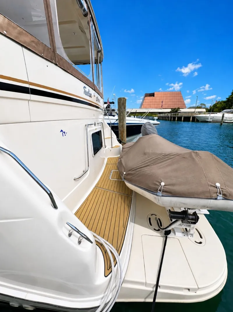 Slide: The Image of Sea Ray 370 Aft Cabin 1998 - 7586896
