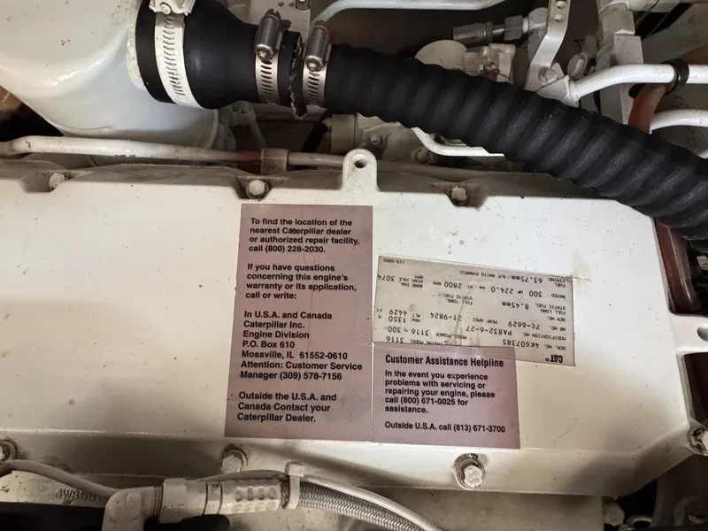 Slide: The Image of Sea Ray 370 Aft Cabin 1998 - 7586910
