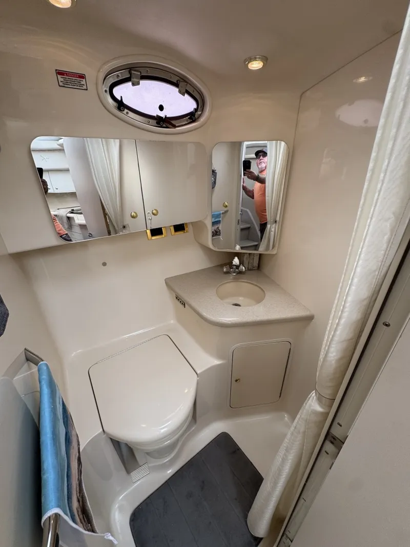 Slide: The Image of Sea Ray 370 Aft Cabin 1998 - 7586968
