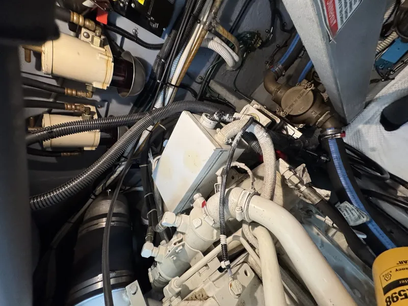 Slide: The Image of Sea Ray 370 Aft Cabin 1998 - 7586914