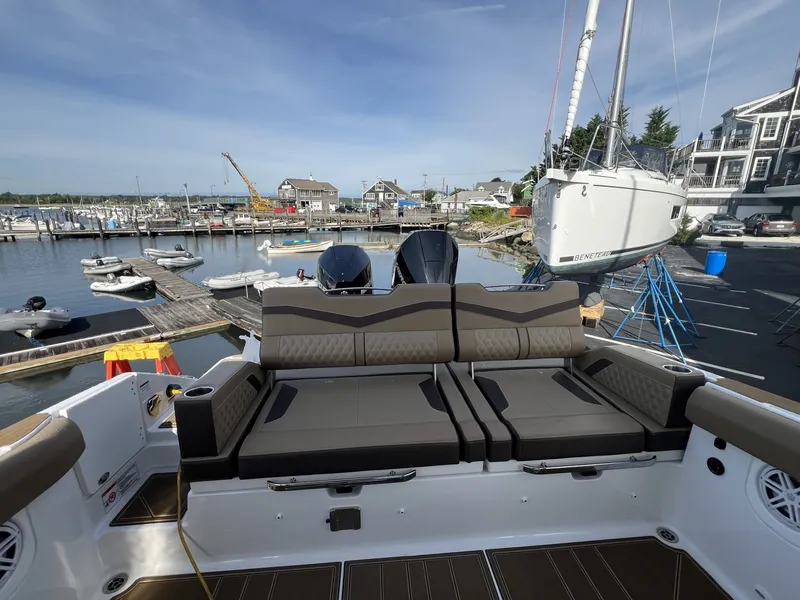 Slide: The Image of Monterey 30 Elite OB 2027 - 7590238