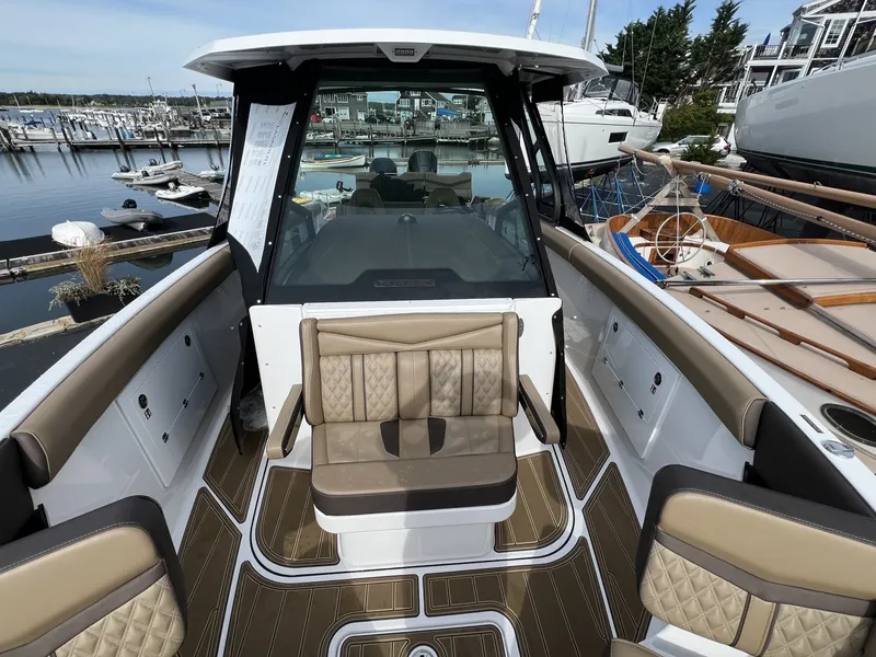 Slide: The Image of Monterey 30 Elite OB 2027 - 7590248