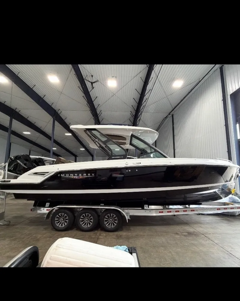 The Image of Monterey 30 Elite OB 2027 - 7581934
