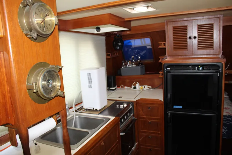Slide: The Image of Ocean Alexander 40 Double Cabin 1983 - 7582290
