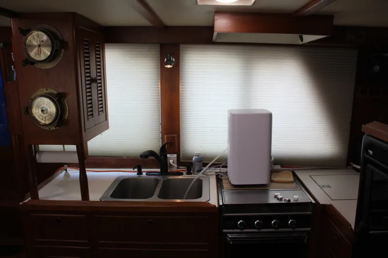 Slide: The Image of Ocean Alexander 40 Double Cabin 1983 - 7582289