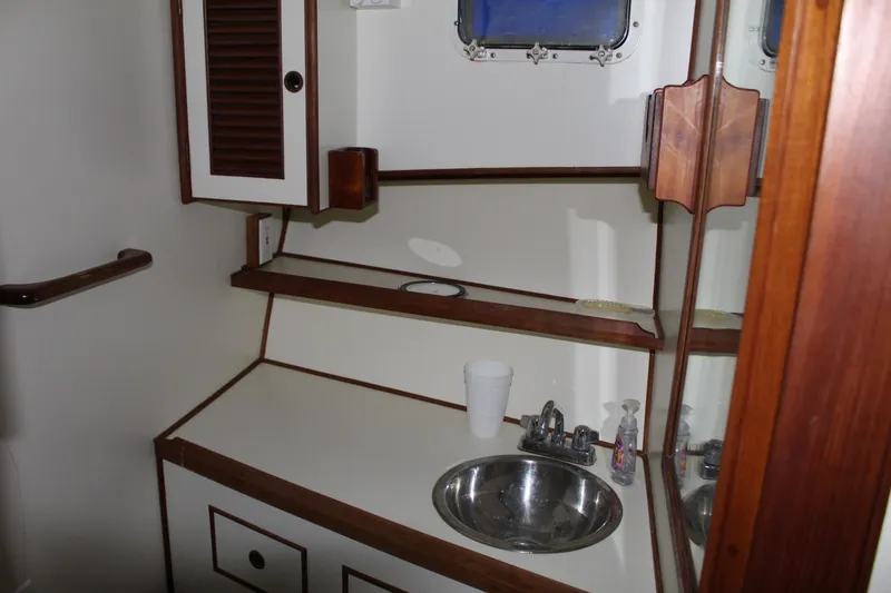 Slide: The Image of Ocean Alexander 40 Double Cabin 1983 - 7582307