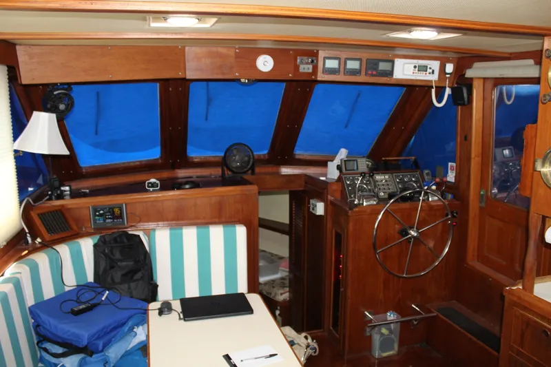 Slide: The Image of Ocean Alexander 40 Double Cabin 1983 - 7582305