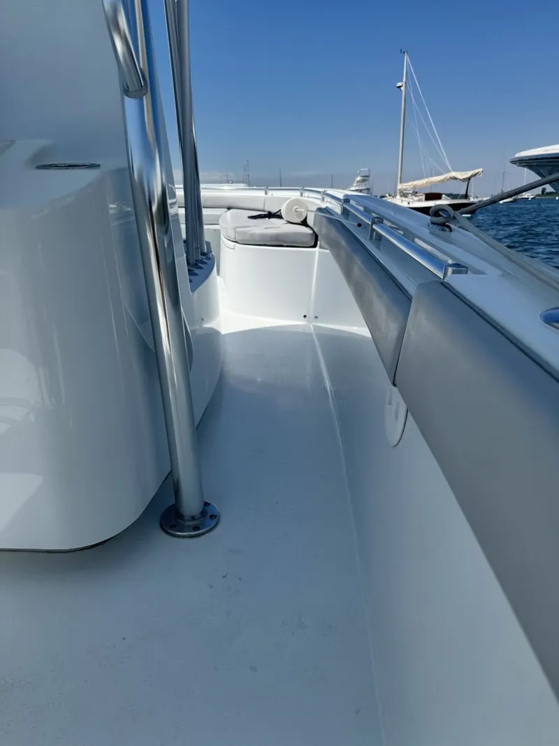 Slide: The Image of Contender 24 Sport 2024 - 7582174