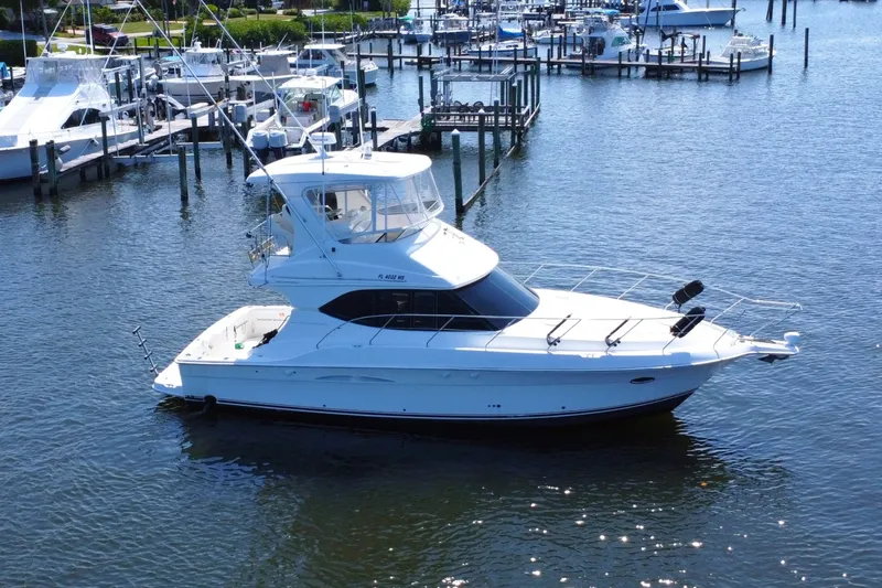 The Image of Silverton 38 Convertible 2005 Silverton 38 Convertible - 7590043