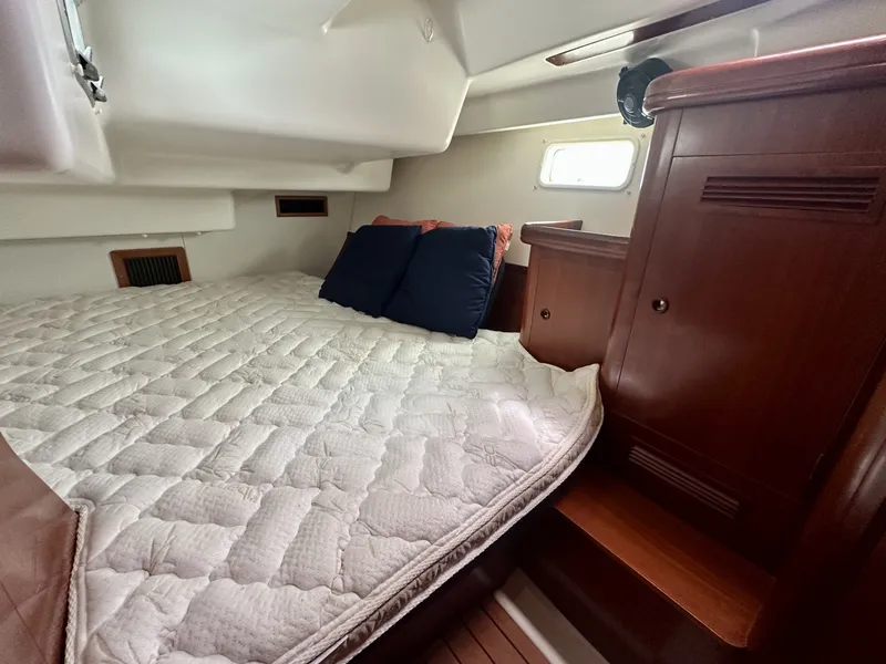 Slide: The Image of Beneteau 473 2002 - 7582528