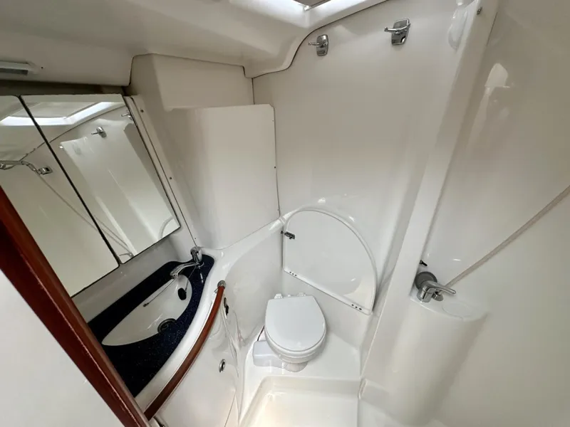 Slide: The Image of Beneteau 473 2002 - 7582527