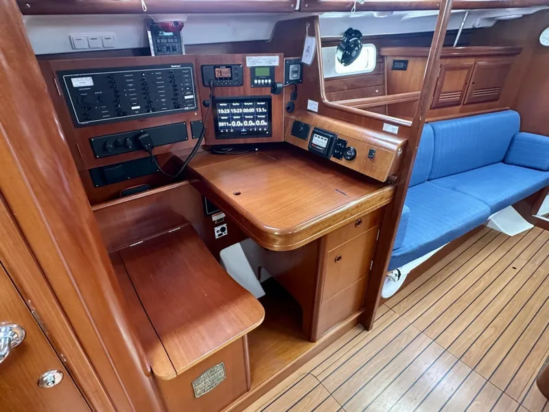 Slide: The Image of Beneteau 473 2002 - 7582518